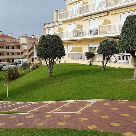 Lovelystay - Sea View With Pool & Garden Apartment Ericeira